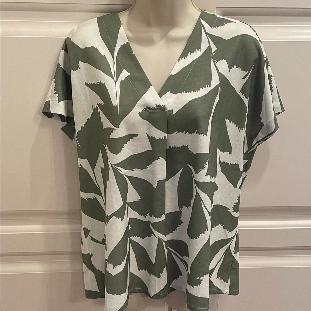 Crosby by Mollie Burch green printed top sz s